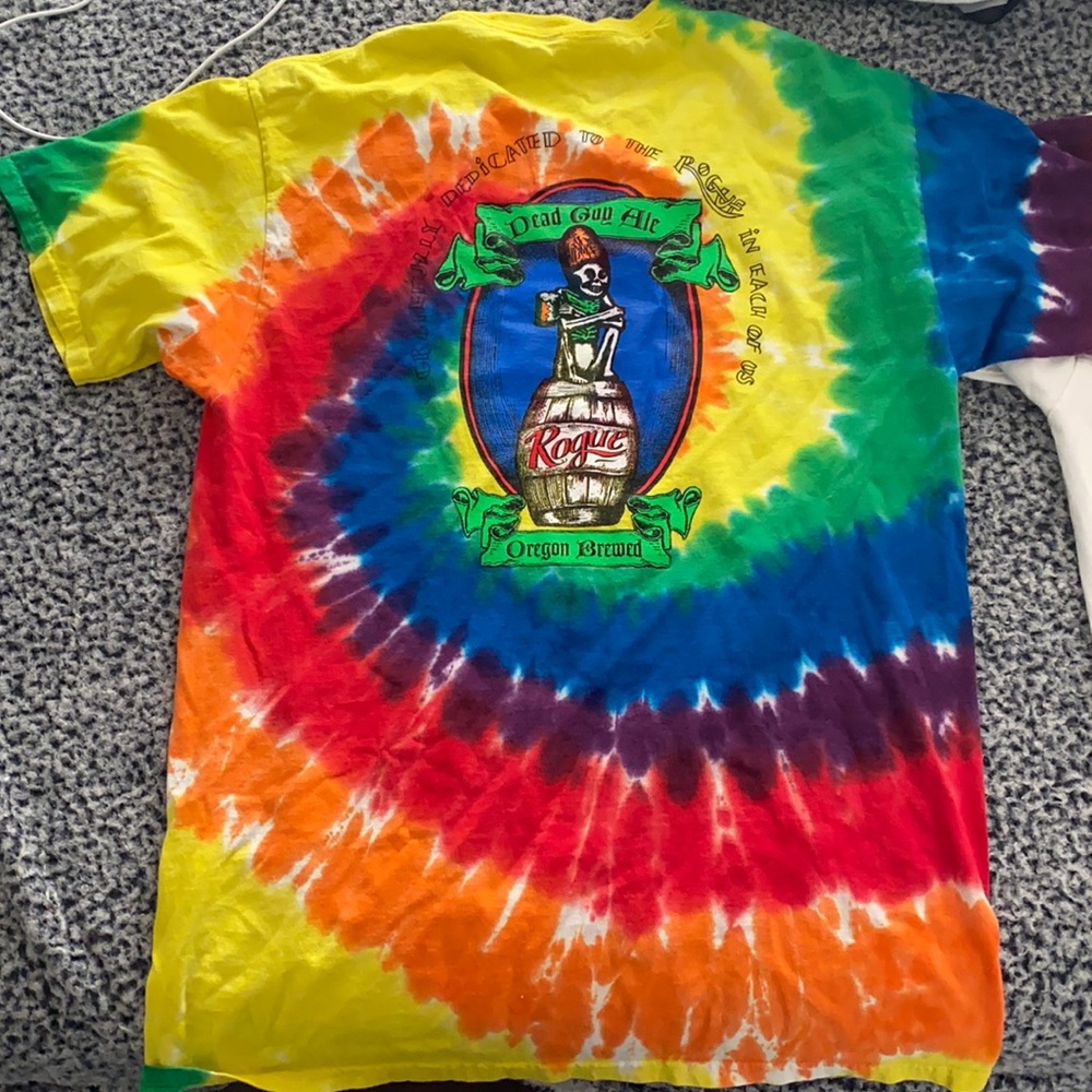 2 T shirts